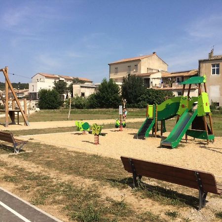 Le Calme Et La Tranquilite A 15 Minutes D'Avignon Apartman Caumont-sur-Durance Kültér fotó