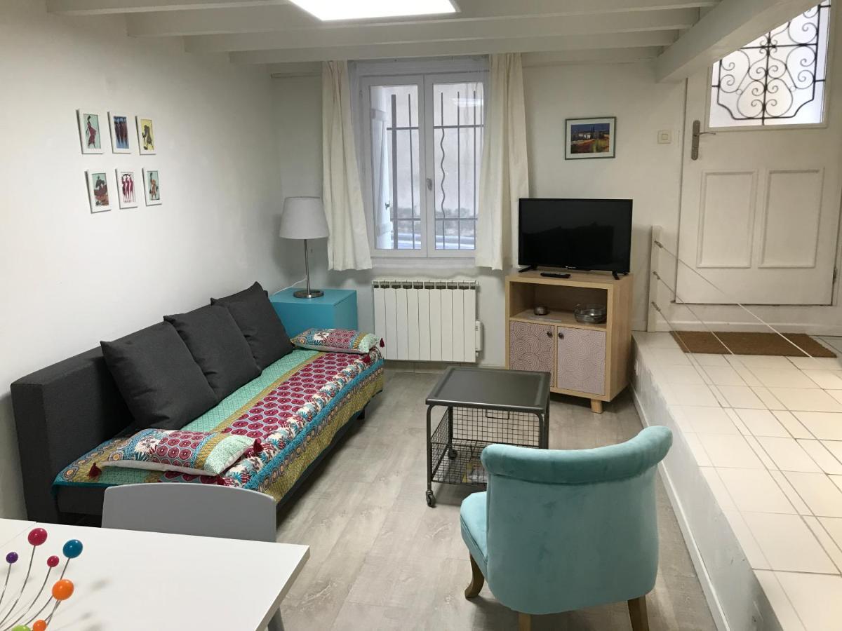 Le Calme Et La Tranquilite A 15 Minutes D'Avignon Apartman Caumont-sur-Durance Kültér fotó